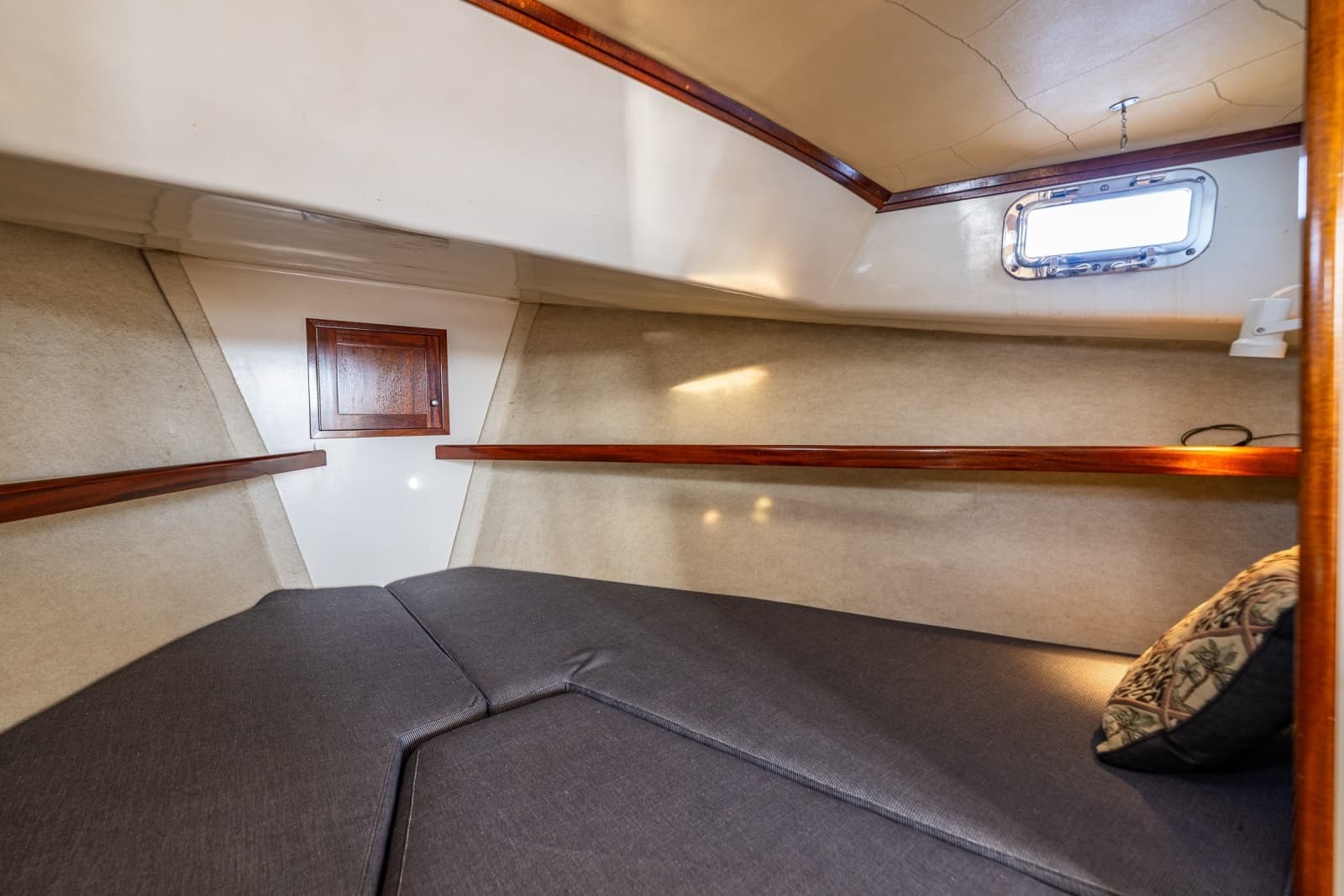 1999 Northern Bay 36