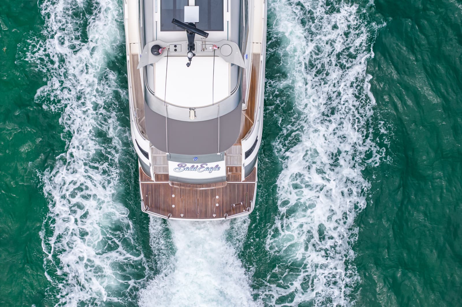 2024 Riviera 6000 SPORT YACHT