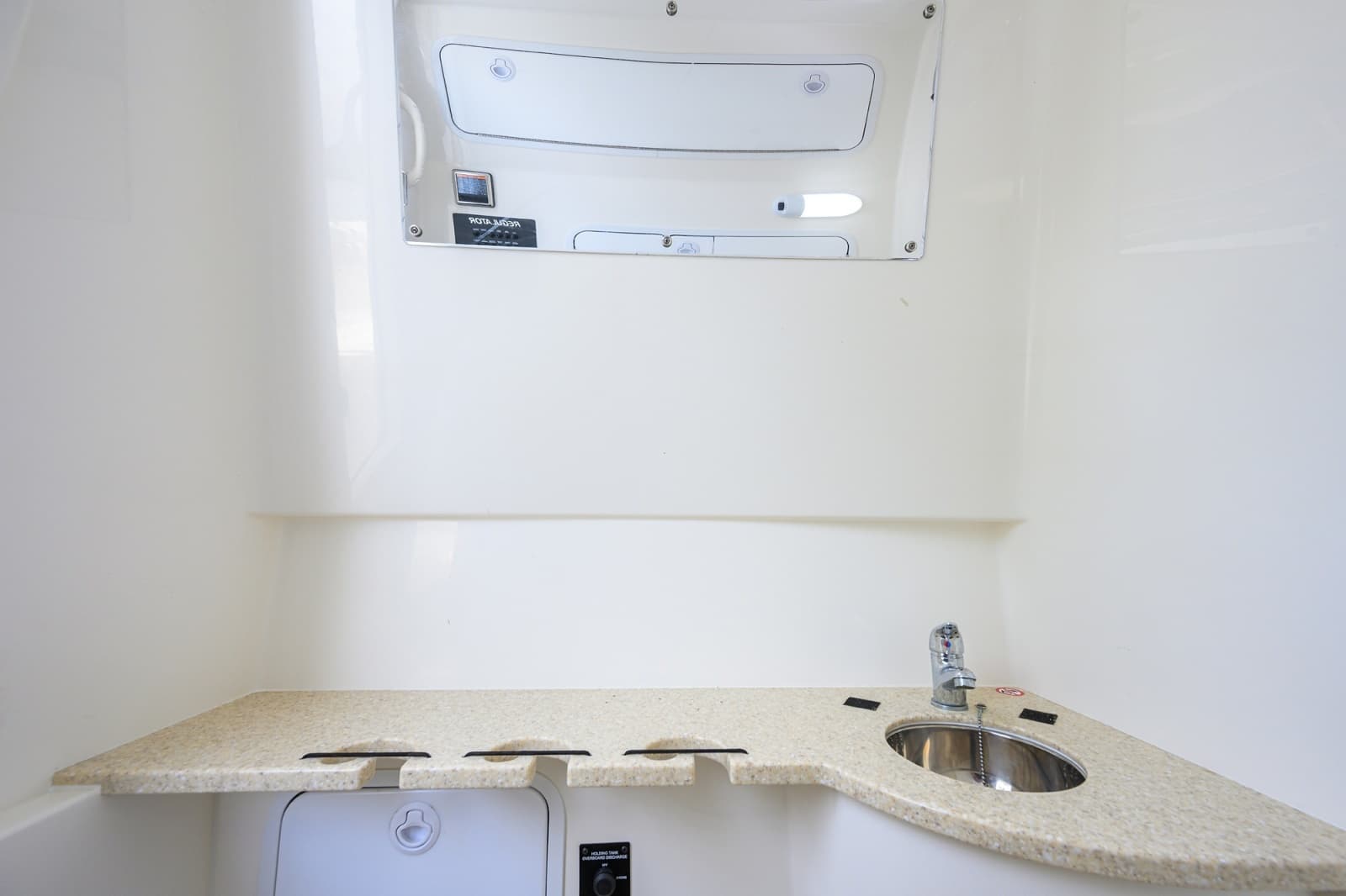 Regulator 31 - Sweet Melissa - Day Head