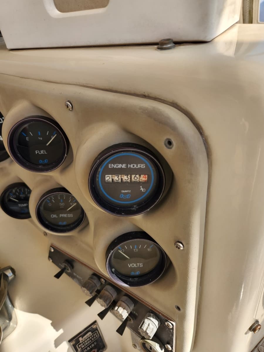 1987 Luhrs Convertible