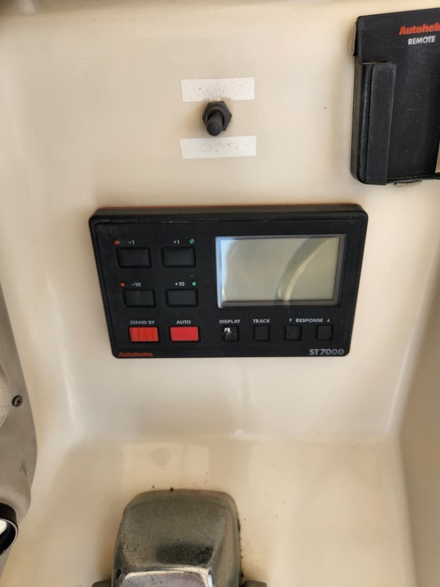 1987 Luhrs Convertible