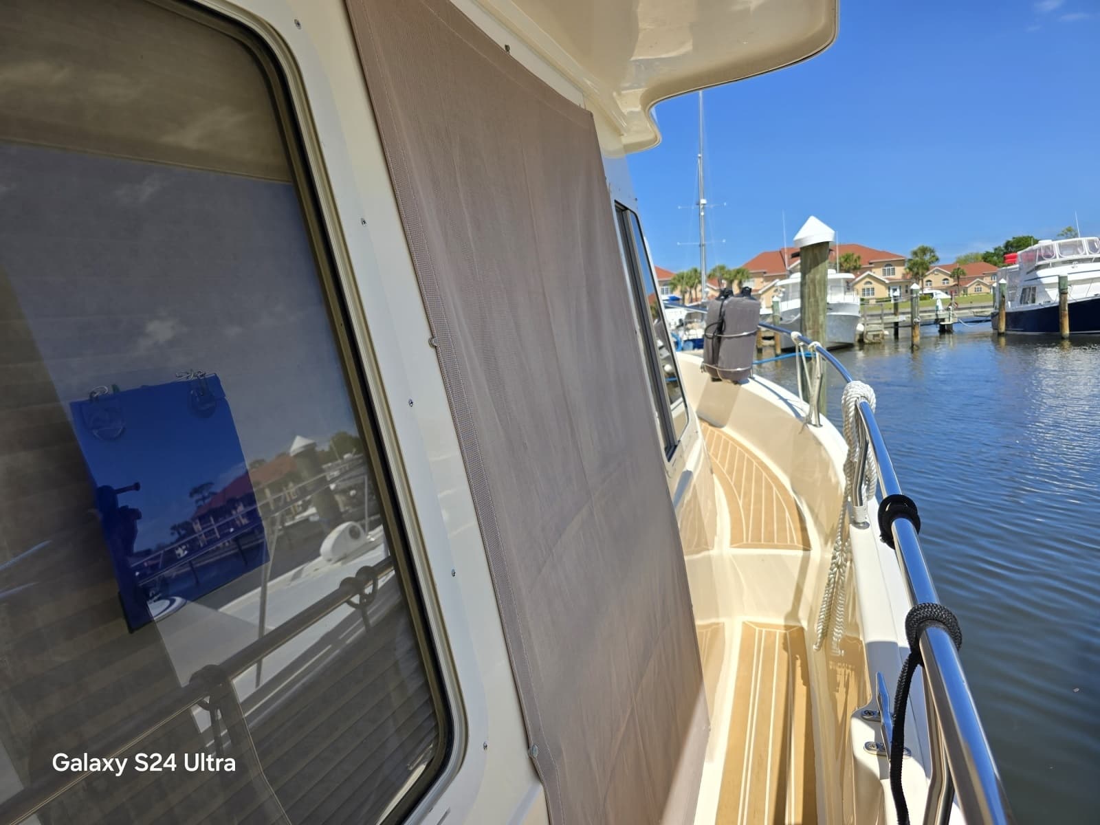 Sol Mate Pilot Screen Door