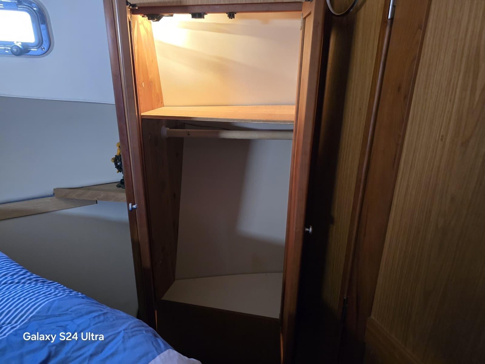 Master Stateroom Closet