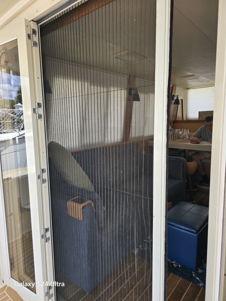 Sol Mate Salon Entry Screen