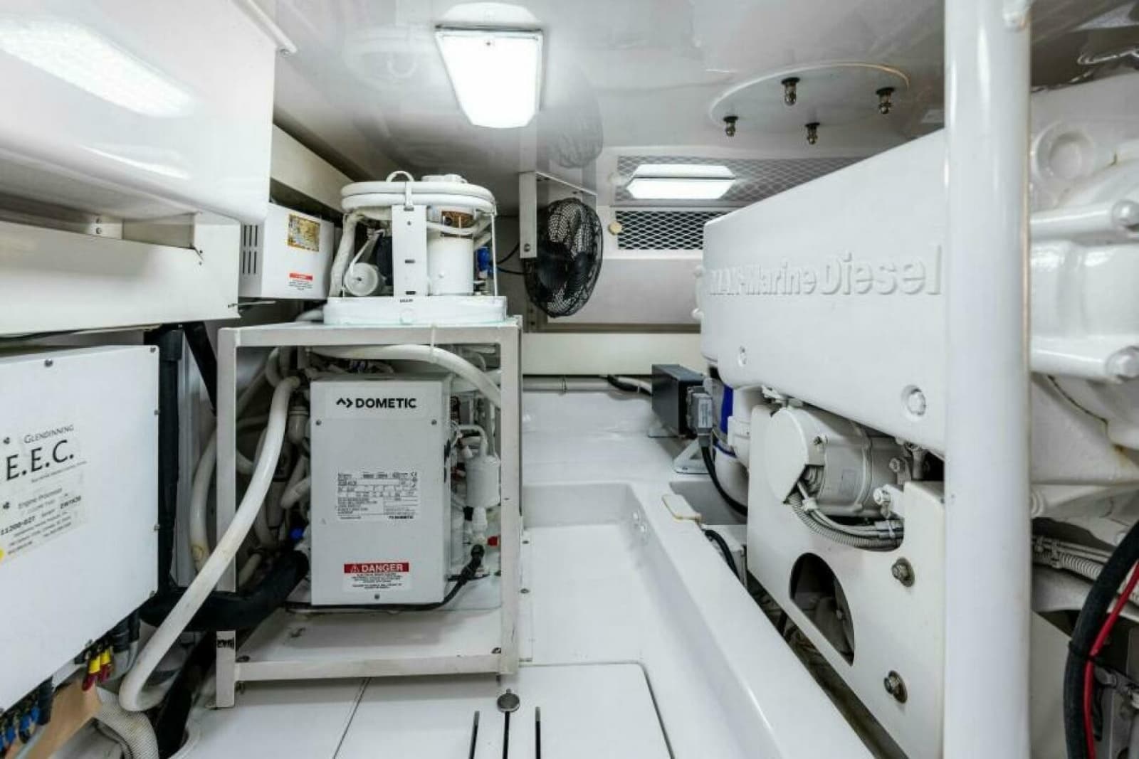 2003 Viking 48 Convertible