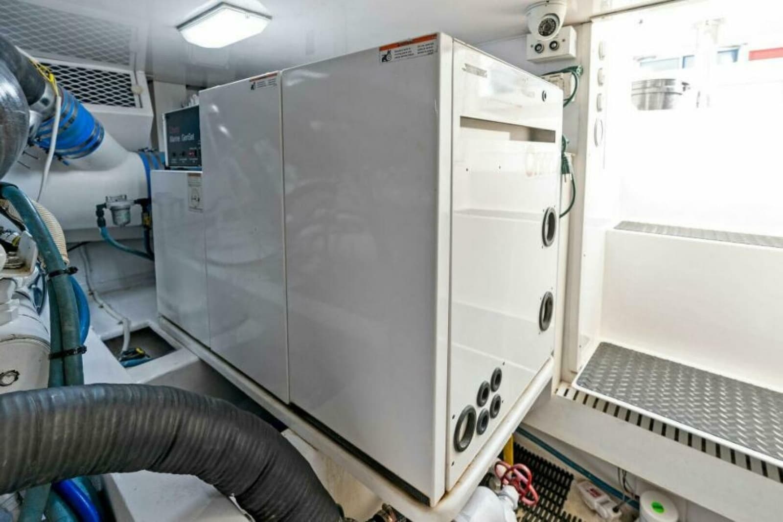 2003 Viking 48 Convertible