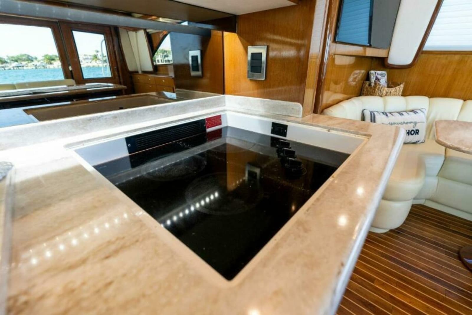 2003 Viking 48 Convertible