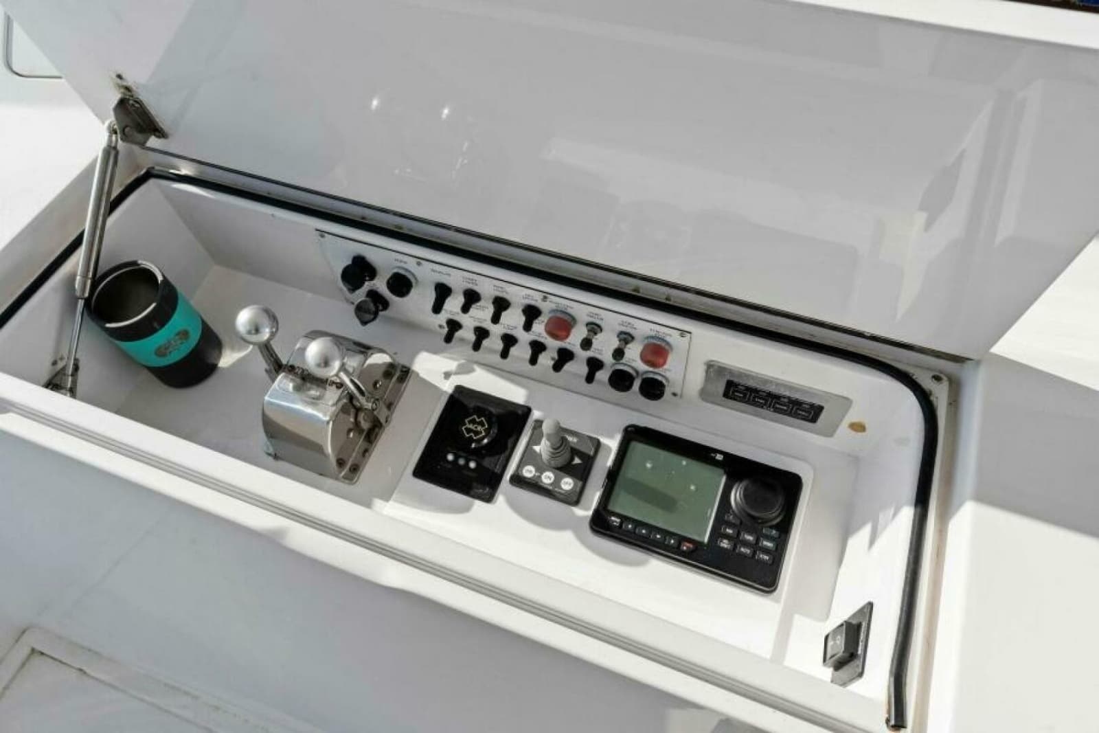 2003 Viking 48 Convertible