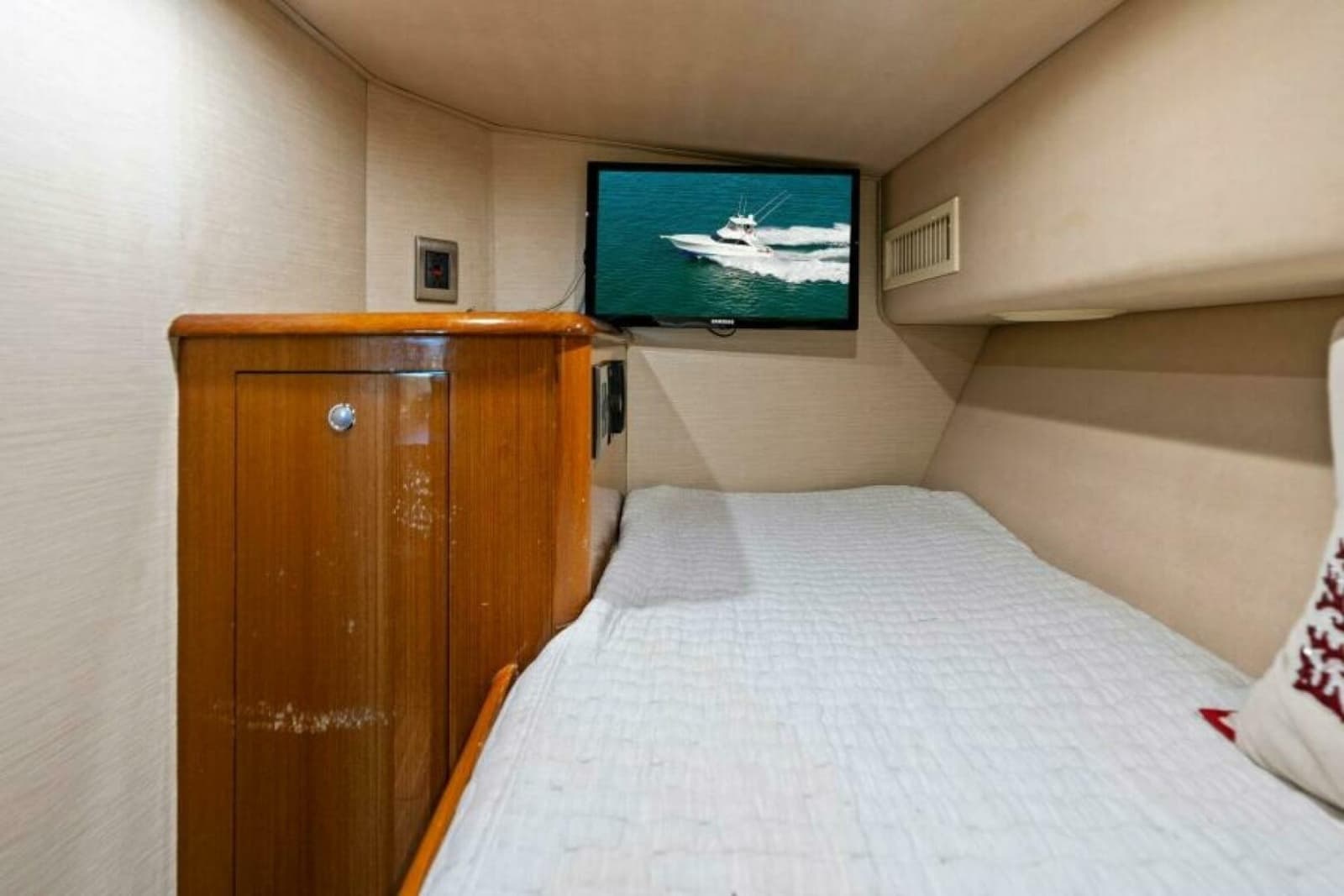 2003 Viking 48 Convertible