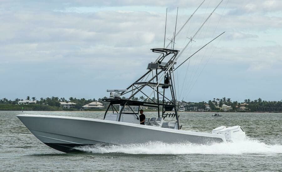 2024 Contender 44 ST