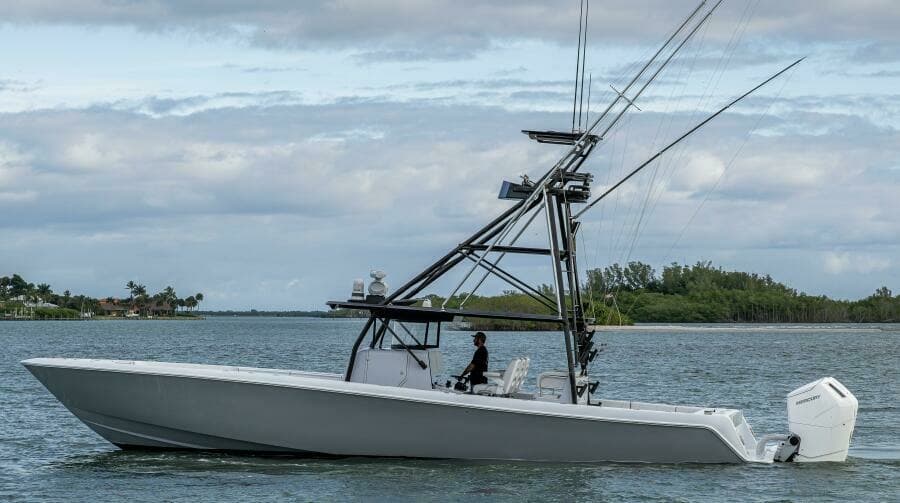 2024 Contender 44 ST