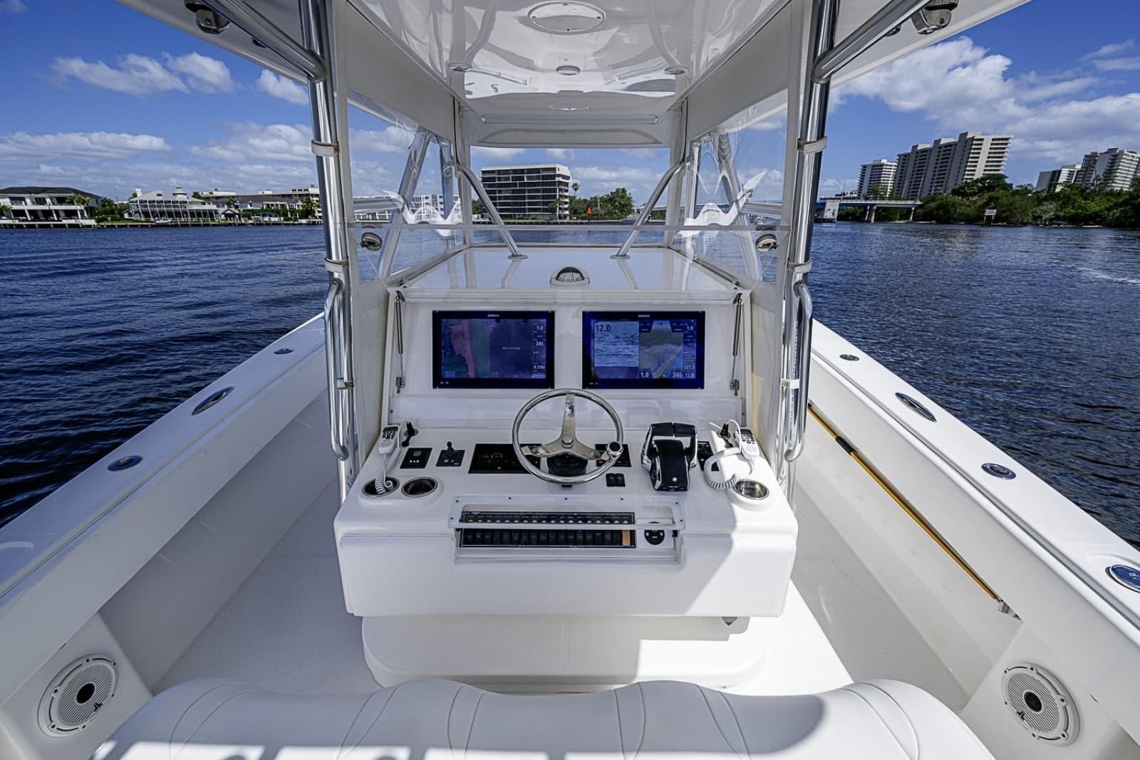 2015 Invincible 42 Open Fisherman