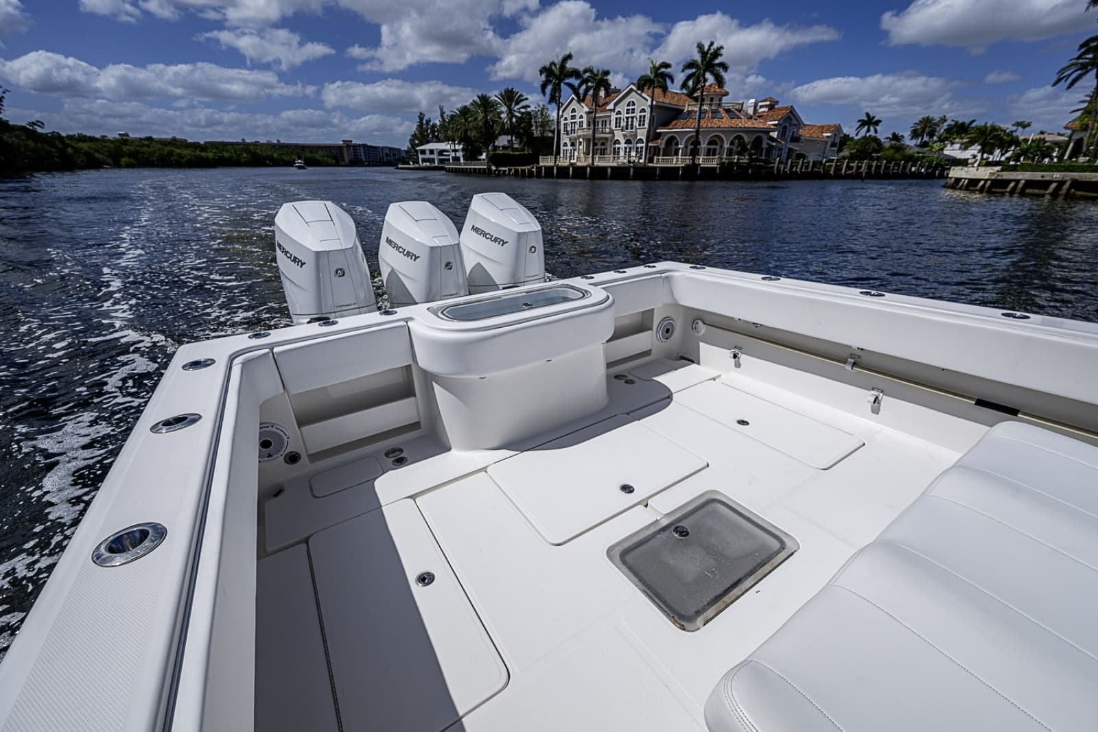 2015 Invincible 42 Open Fisherman
