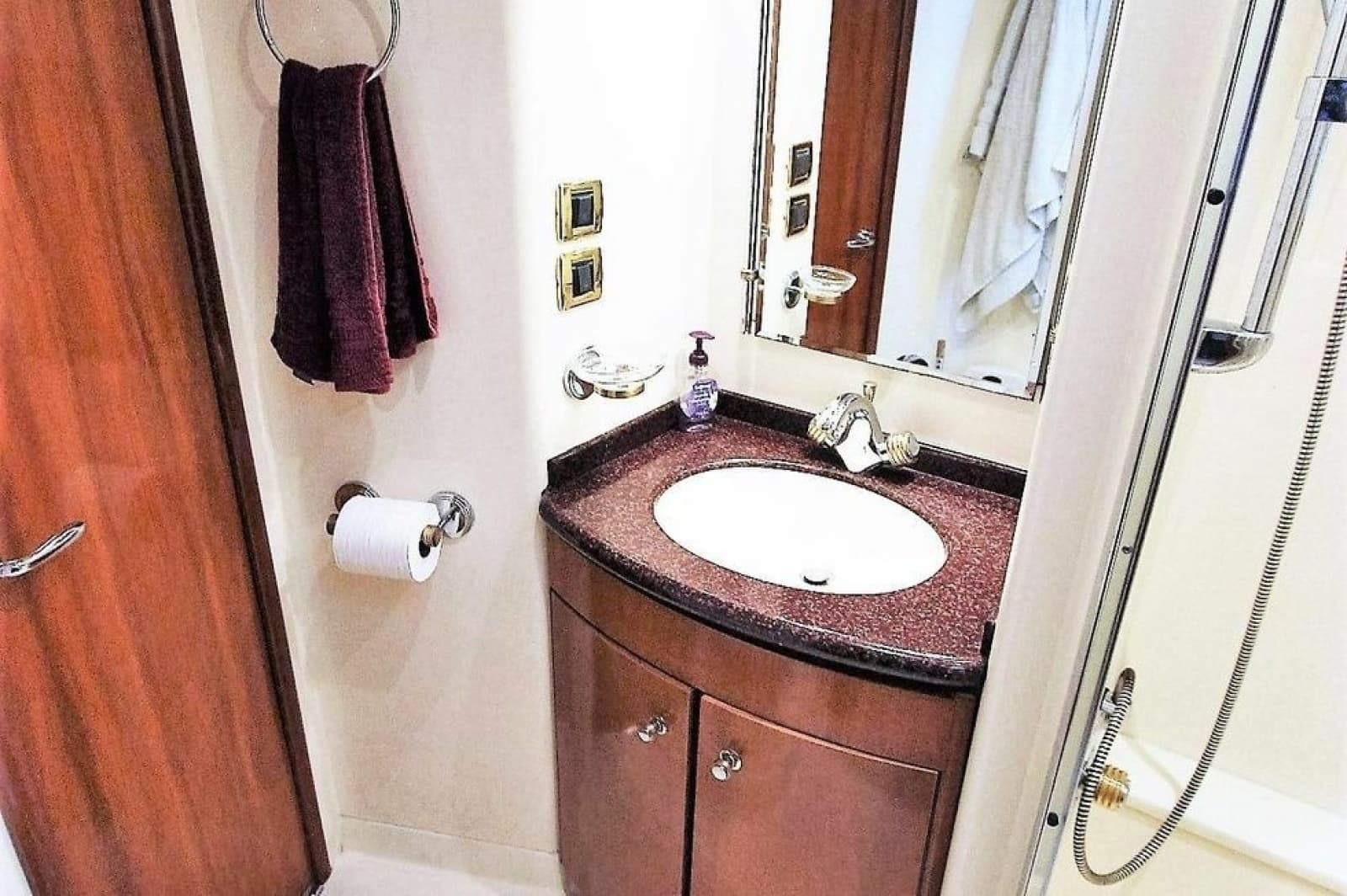 2001 Carver 570 Voyager Pilothouse