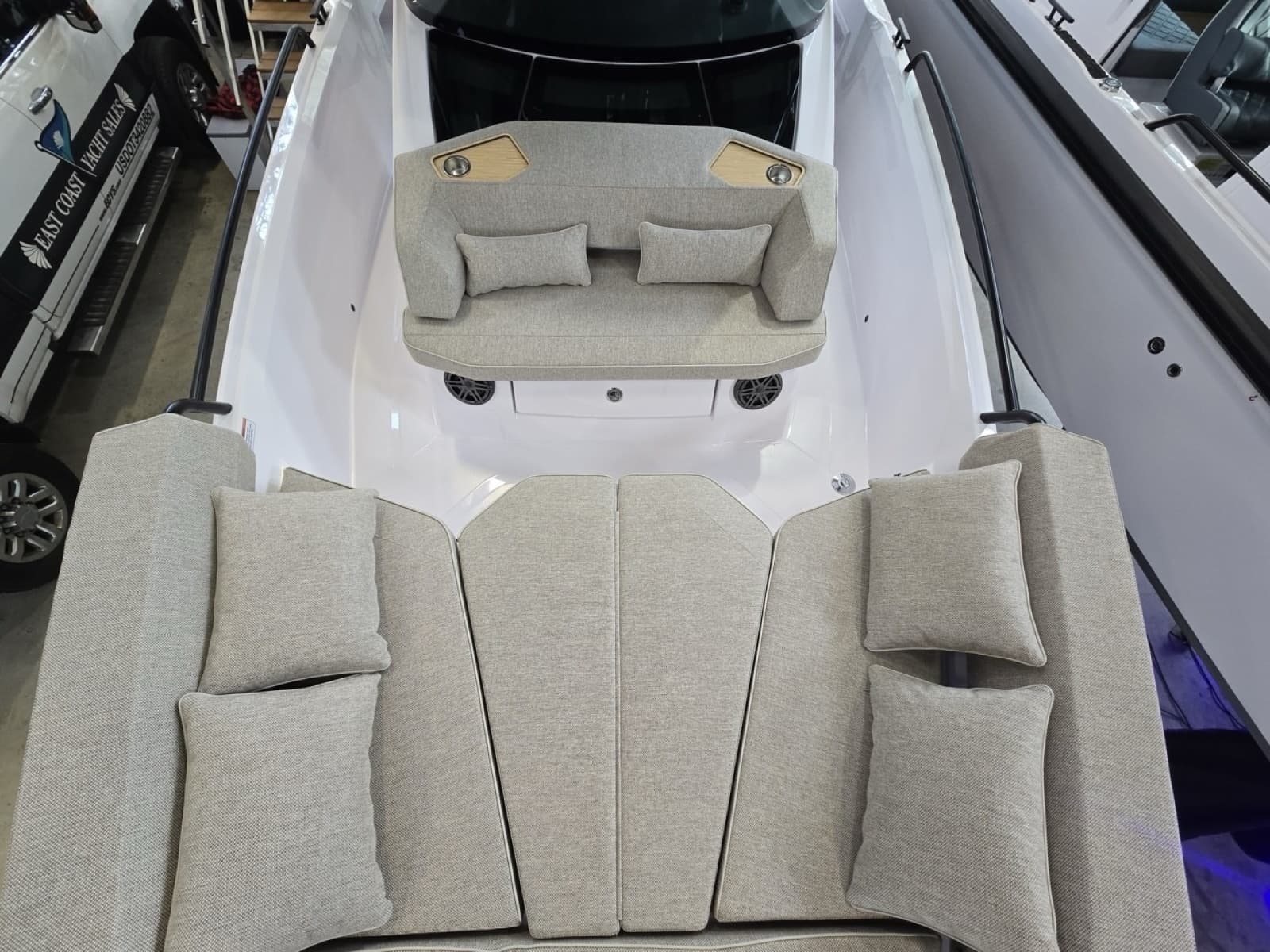 2026 Axopar Cross Cabin