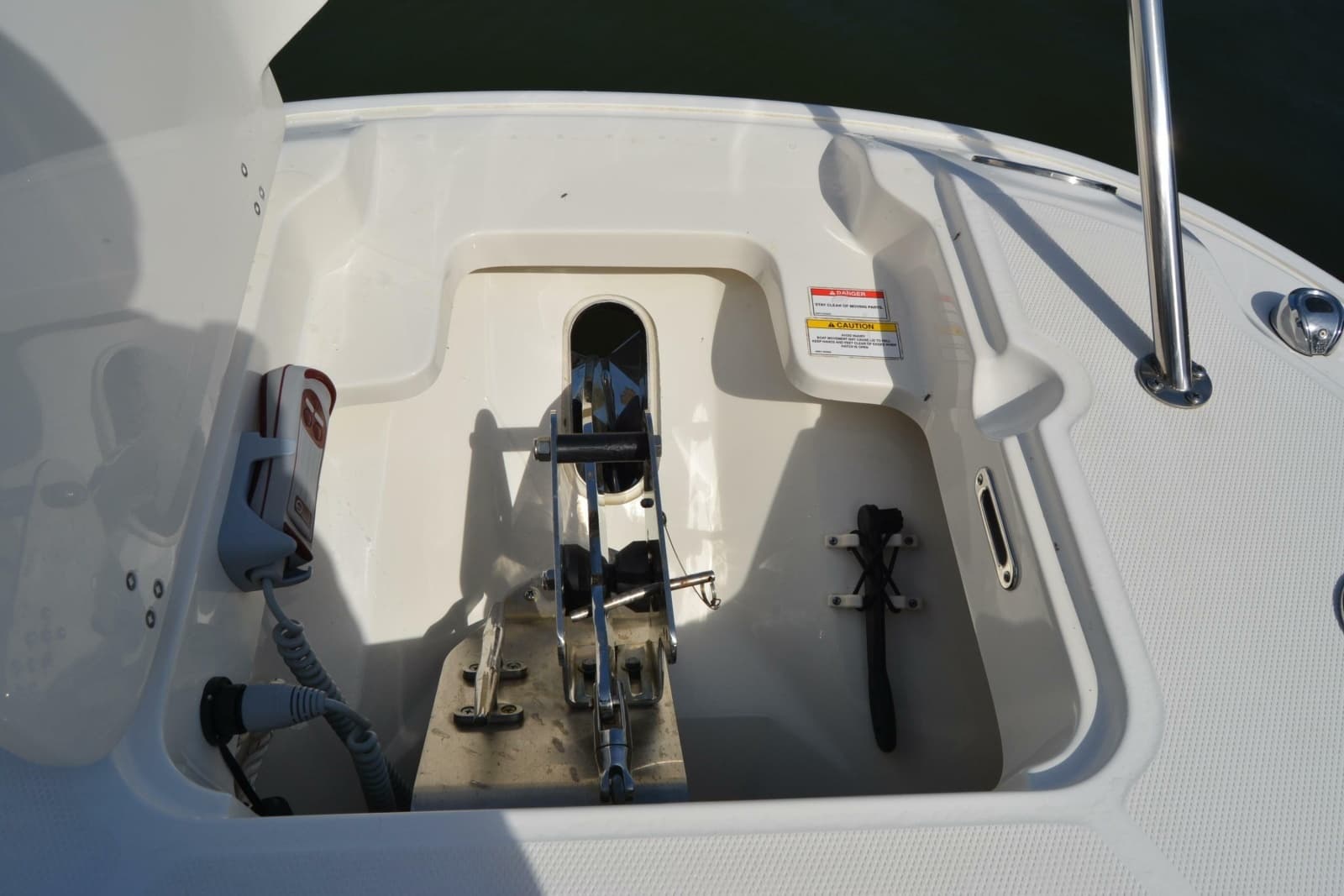2021 Boston Whaler 270 Dauntless