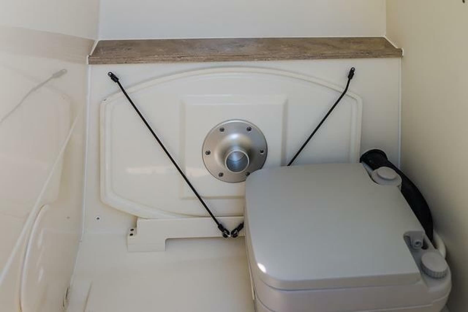 2021 Boston Whaler 270 Dauntless