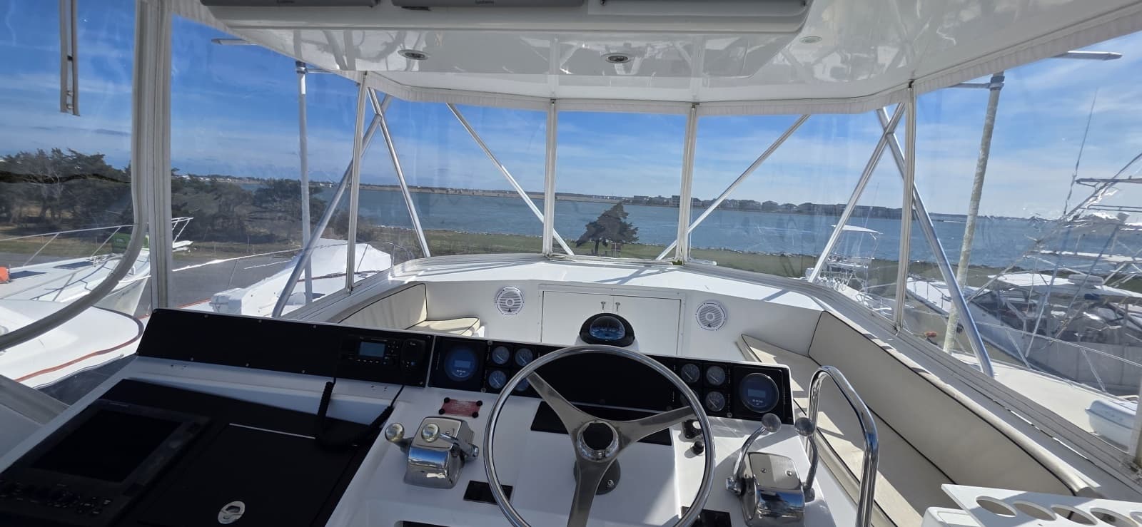 1989 Hatteras 52 Convertible