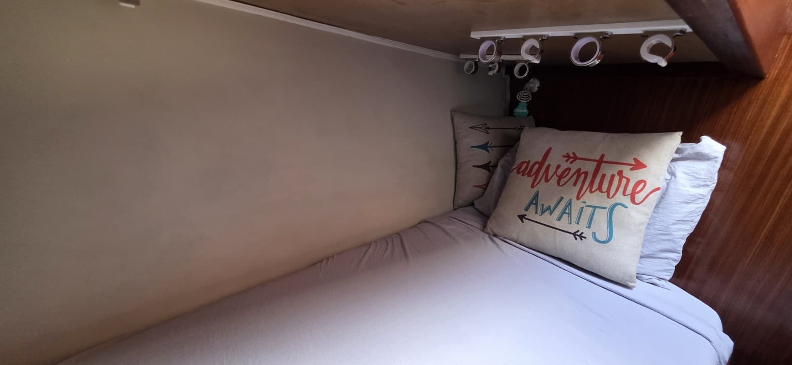 1989 Hatteras 52 Convertible