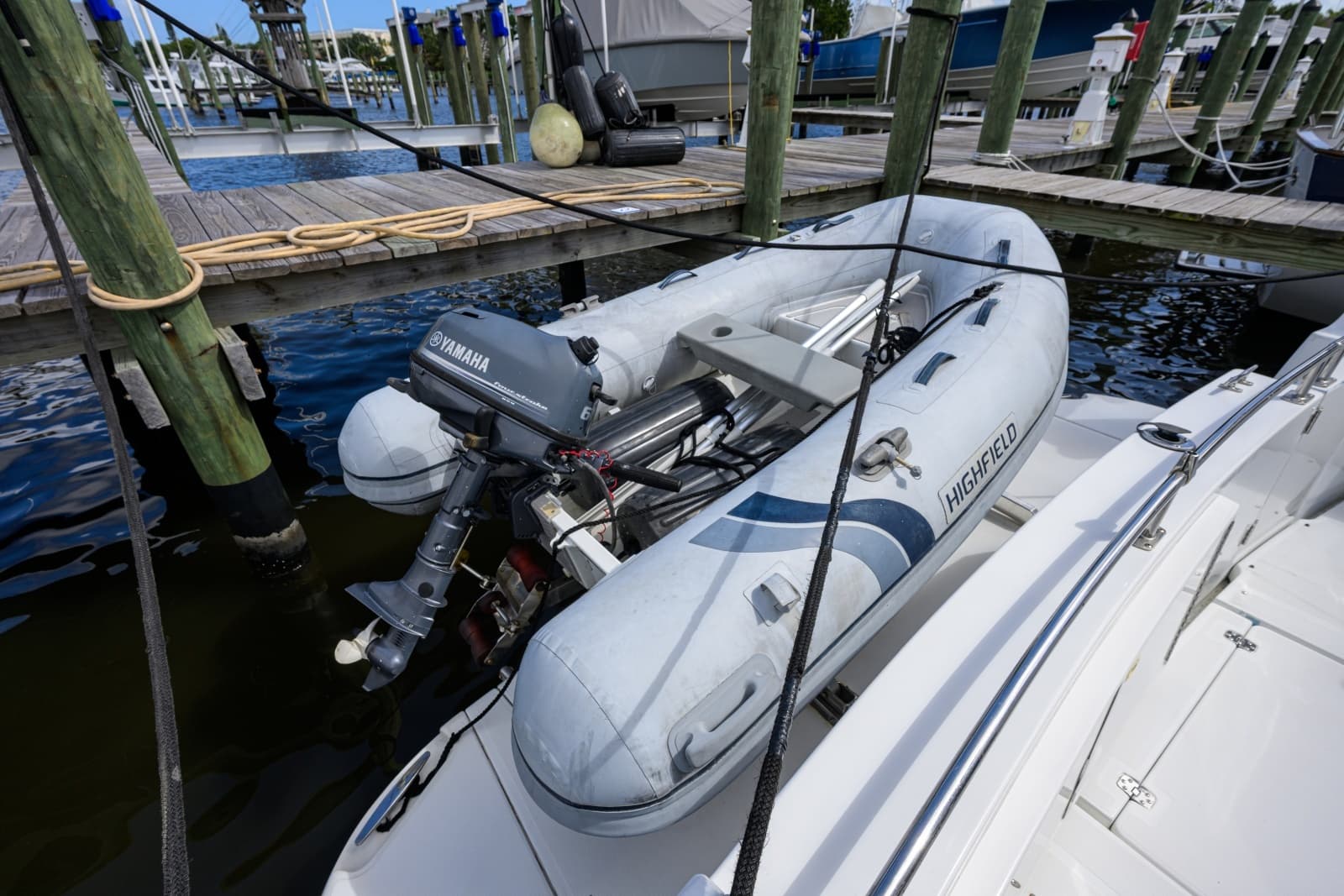 Carver 444 - Great Adventure