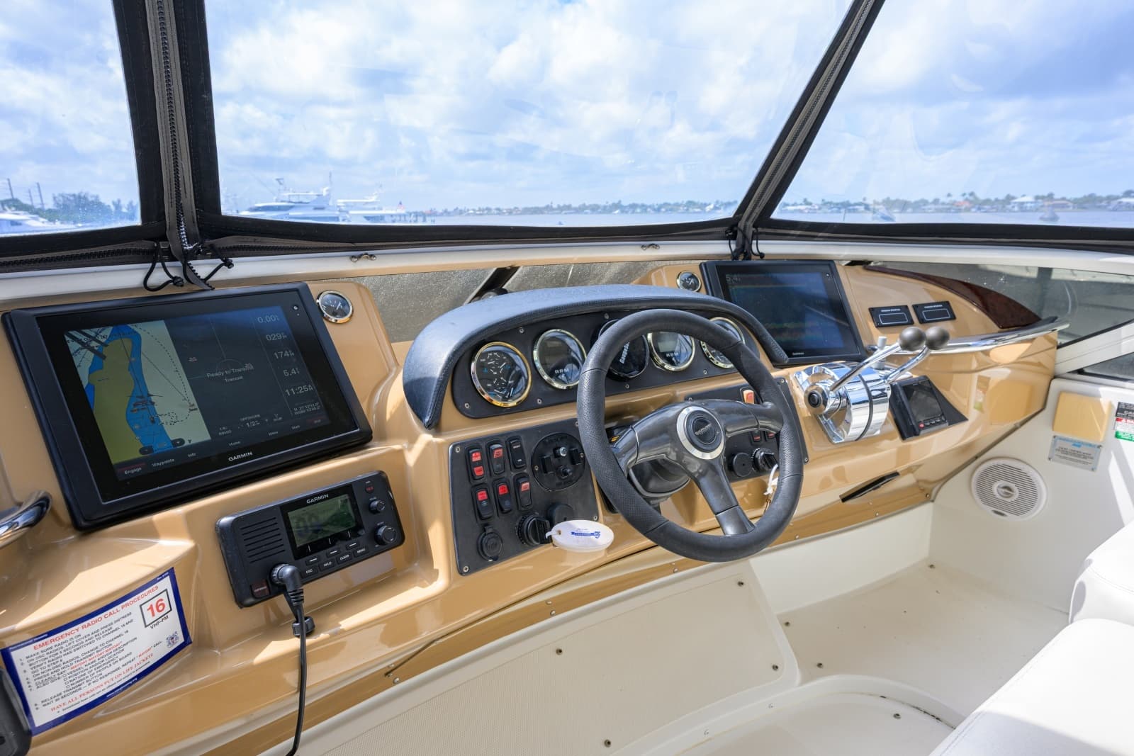 Carver 444 - Great Adventure