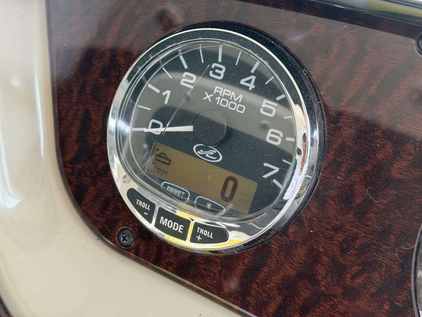 2009 Sea Ray 270 Sundancer