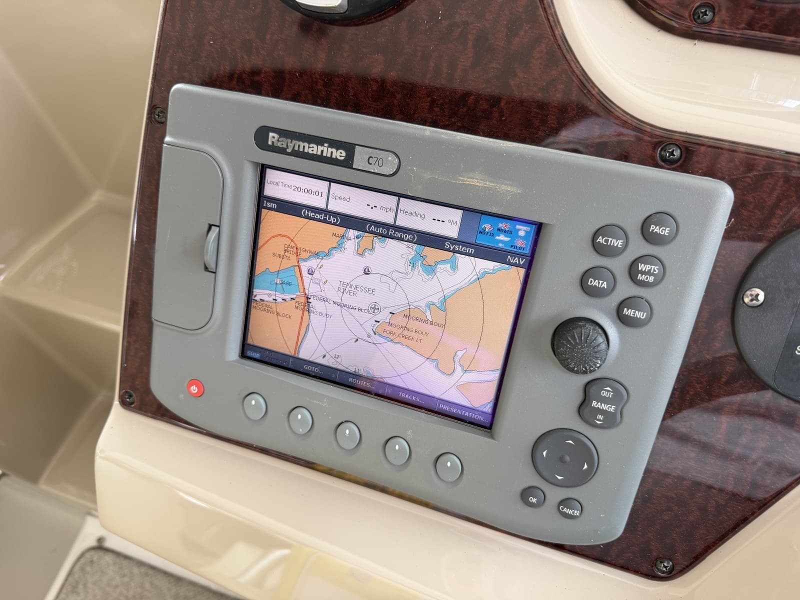 2009 Sea Ray 270 Sundancer