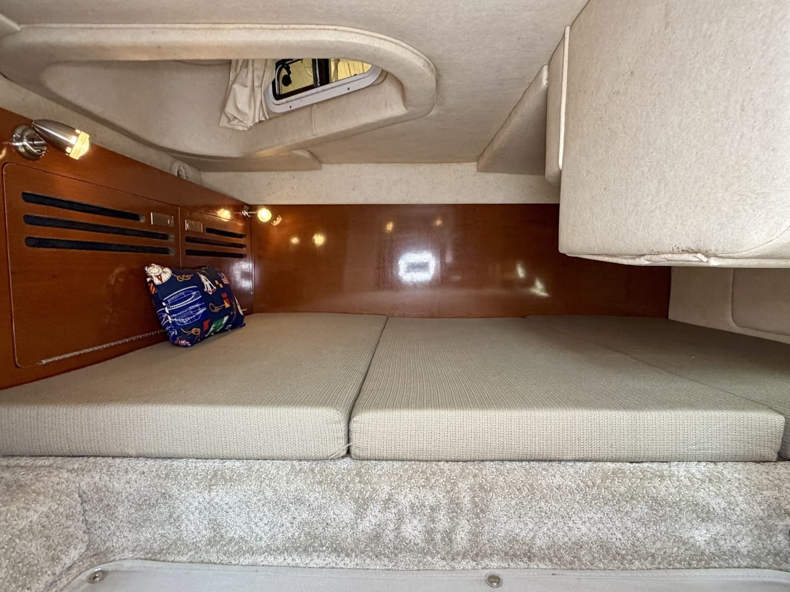 2009 Sea Ray 270 Sundancer