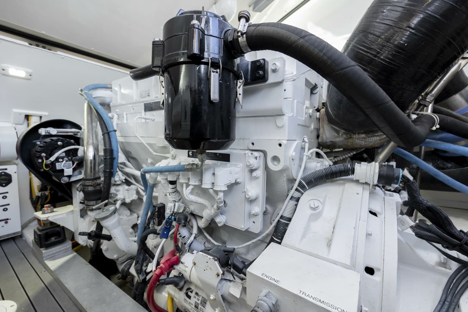 2019 Albemarle 410 Express Fisherman