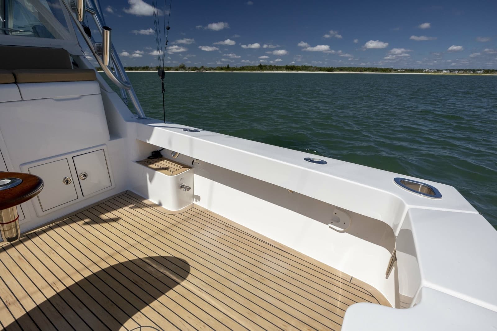 2019 Albemarle 410 Express Fisherman