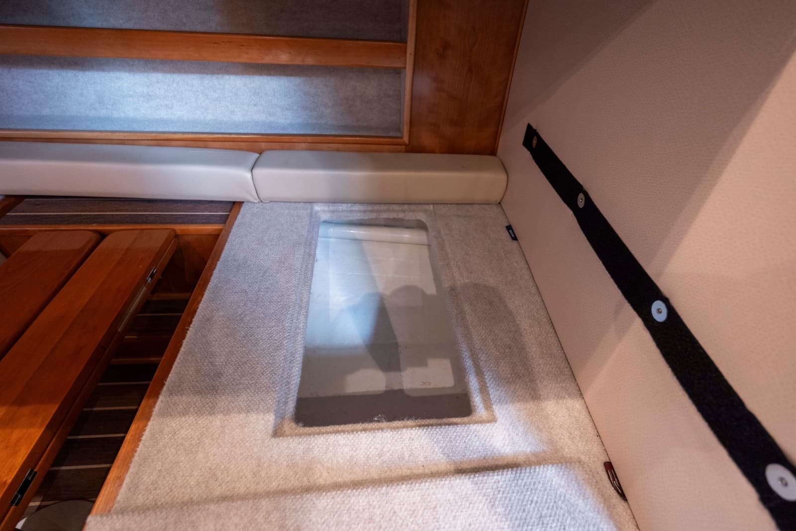 2019 Albemarle 410 Express Fisherman