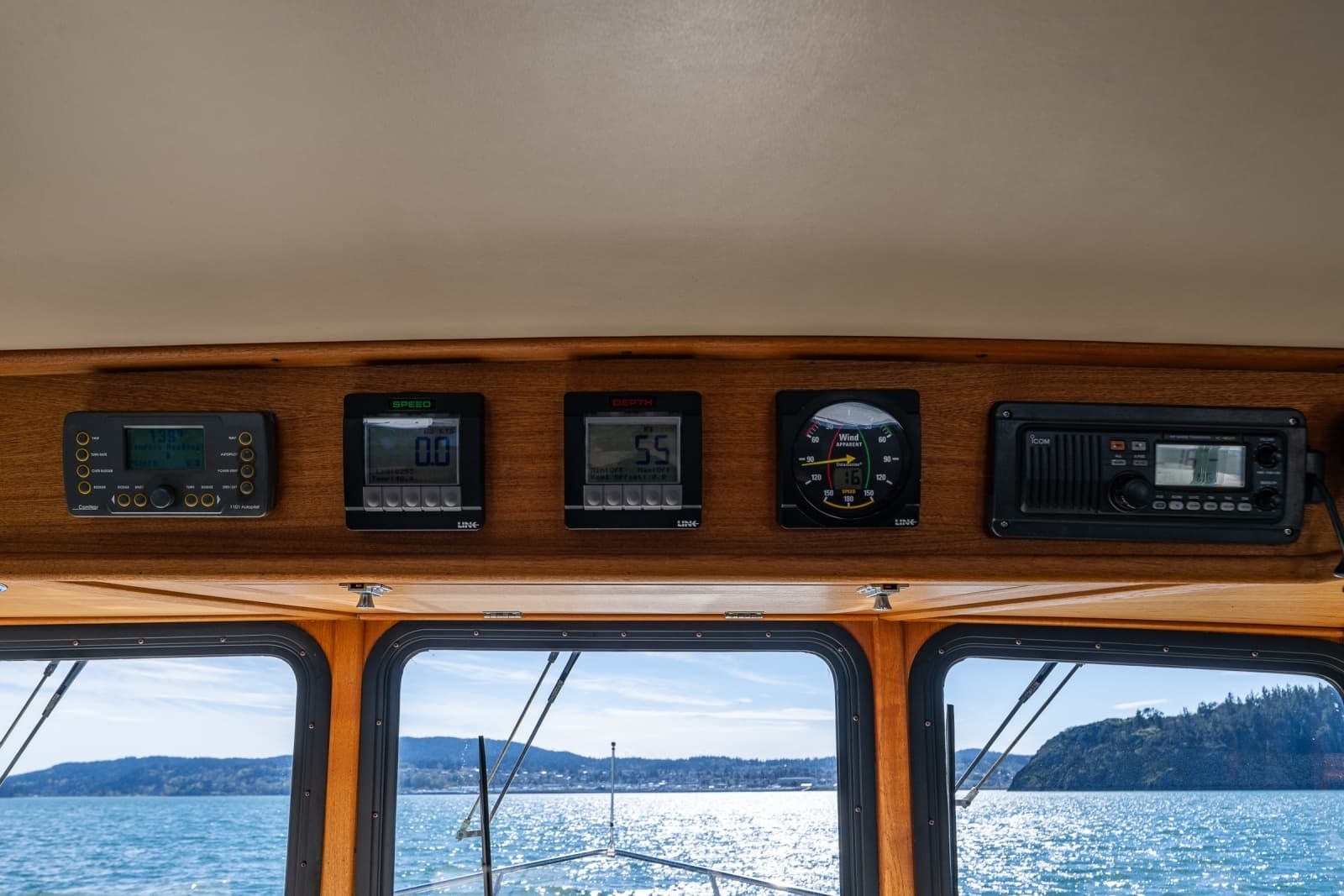 1999 Pacific Trawler 40