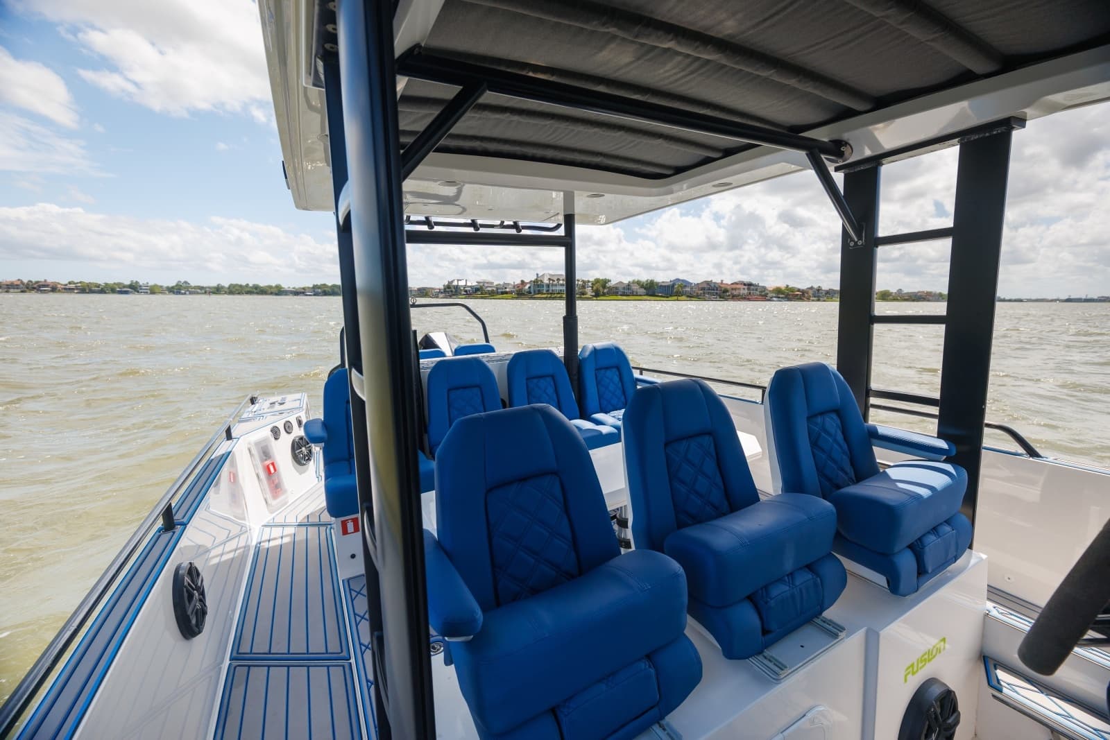 2019 Axopar 37 Sun Top