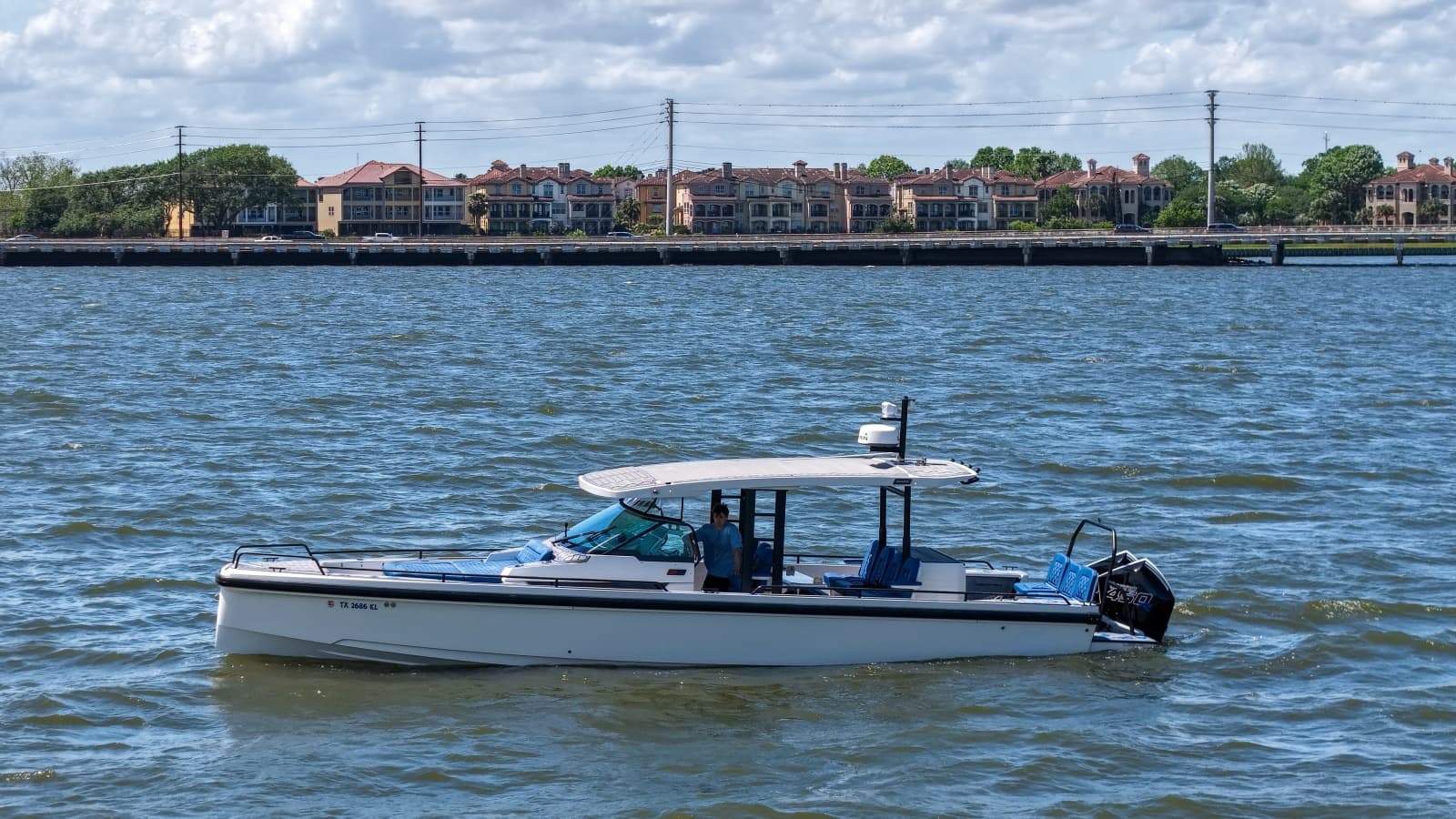 2019 Axopar 37 Sun Top