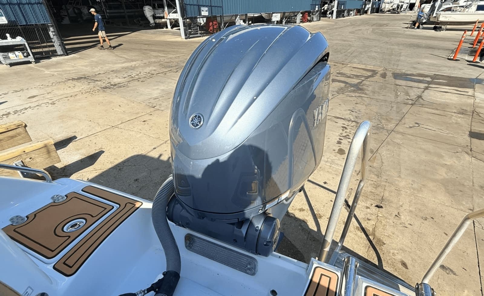 2021 Sea Hunt Ultra 229