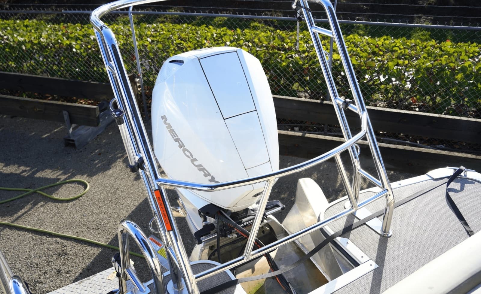 2023 Crest 230 Caribbean LX