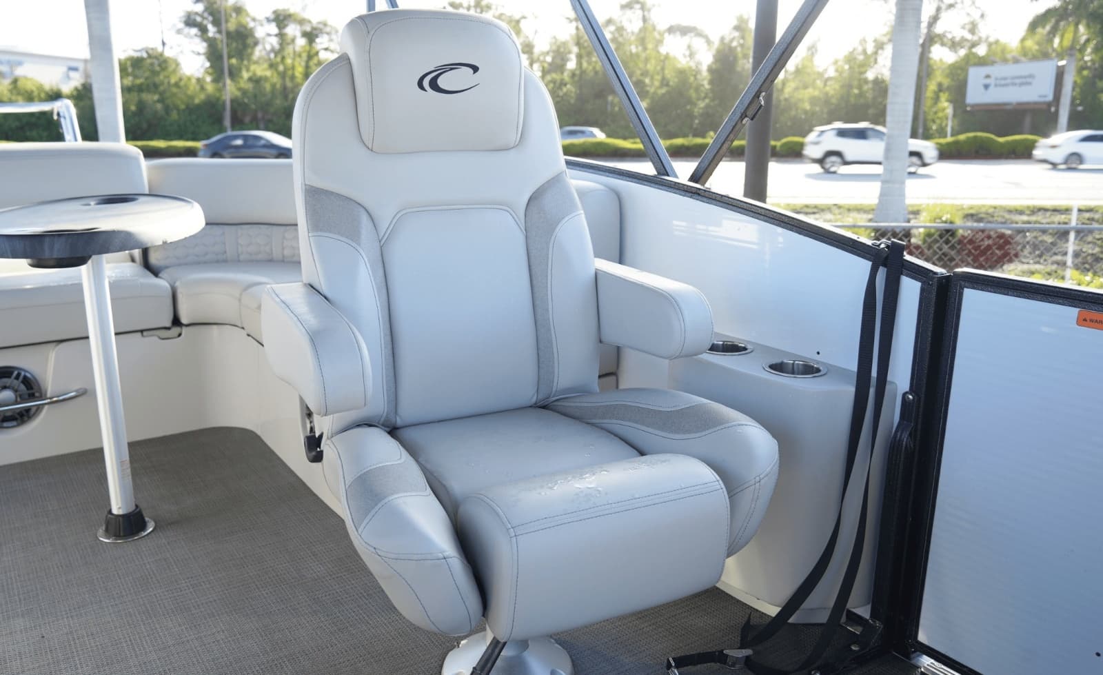 2023 Crest 230 Caribbean LX