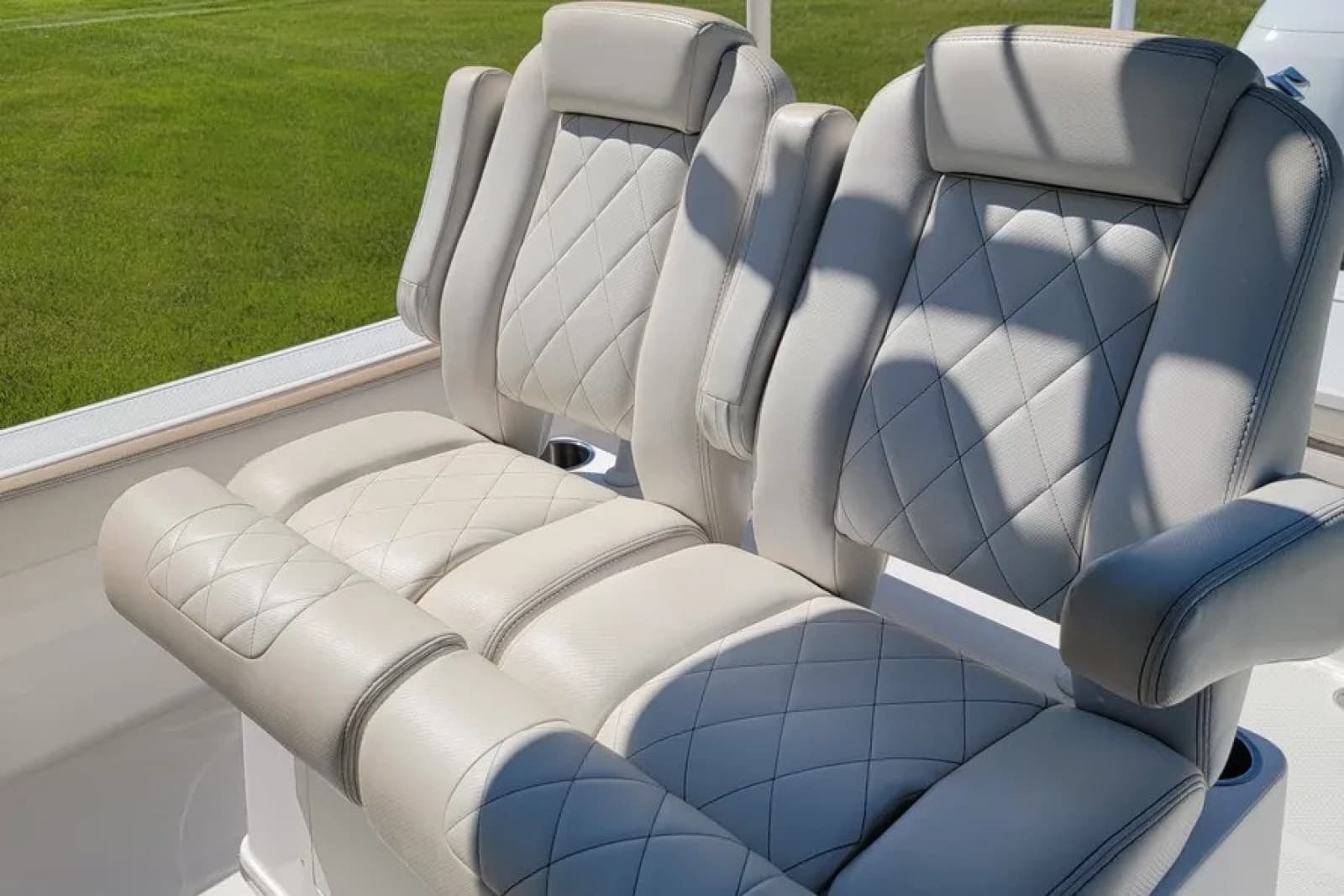 2021 Blue Wave 2800 Makaira