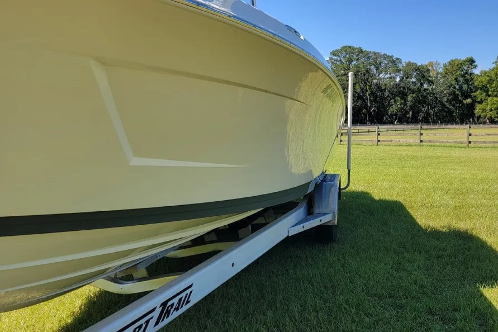 2021 Blue Wave 2800 Makaira