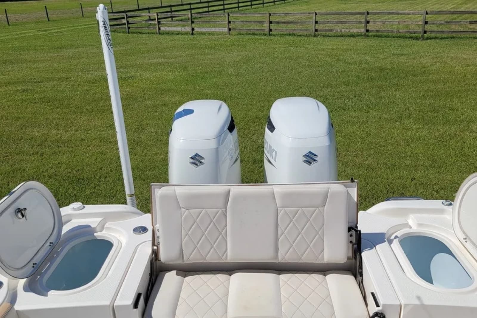 2021 Blue Wave 2800 Makaira