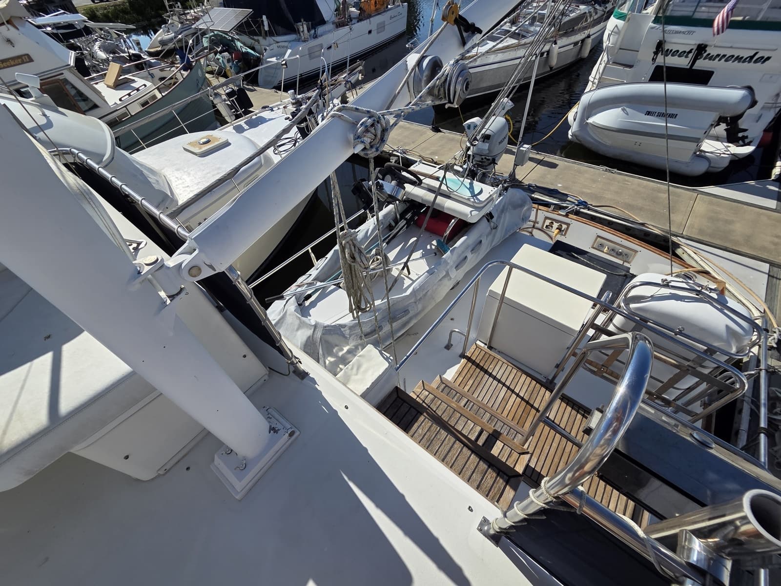 1989 Grand Banks Classic 46