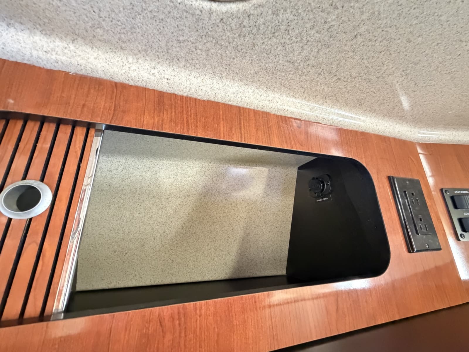 2006 Sea Ray 320 Sundancer