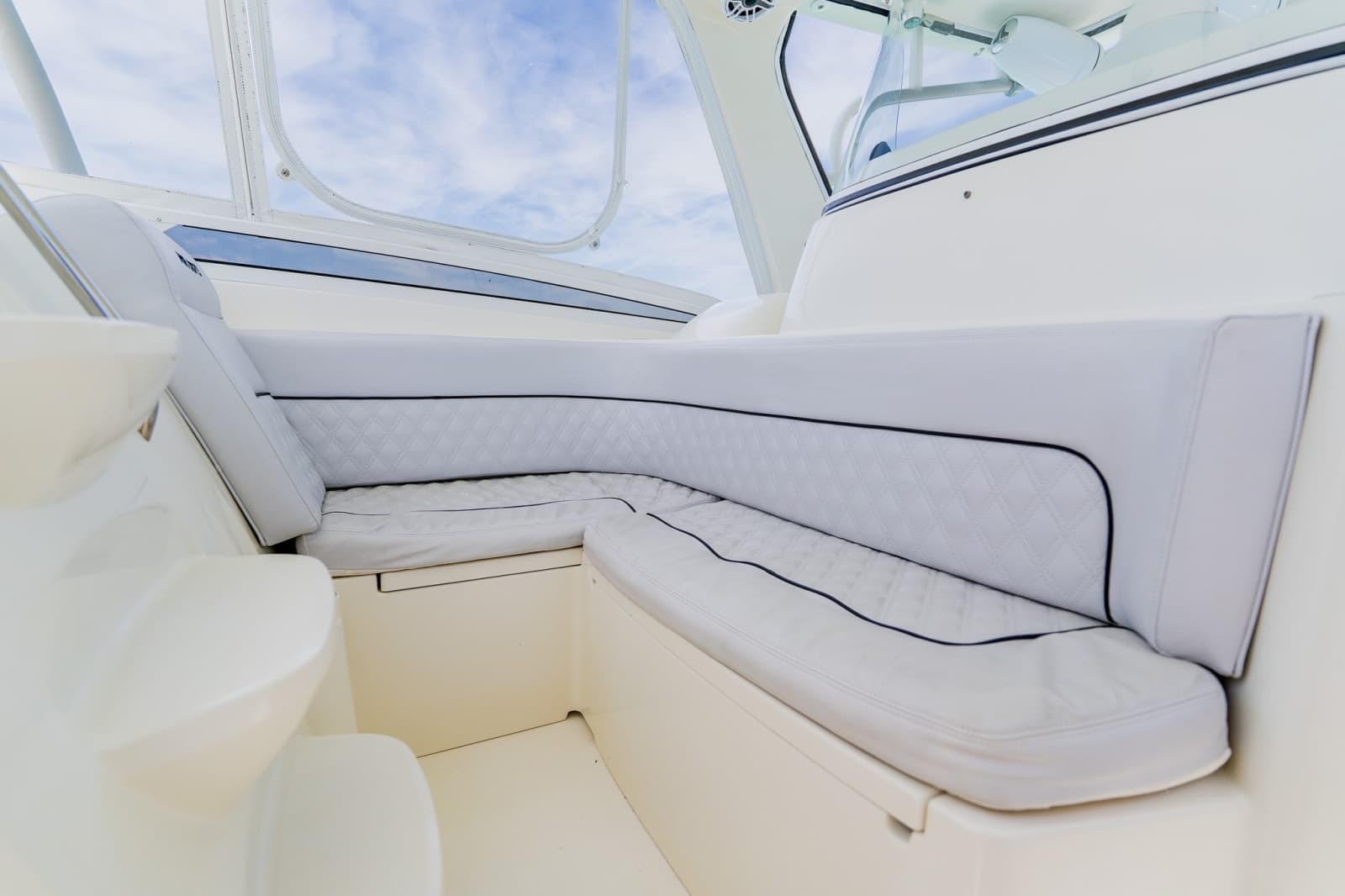 2008 Hydra-Sports 3500 VX