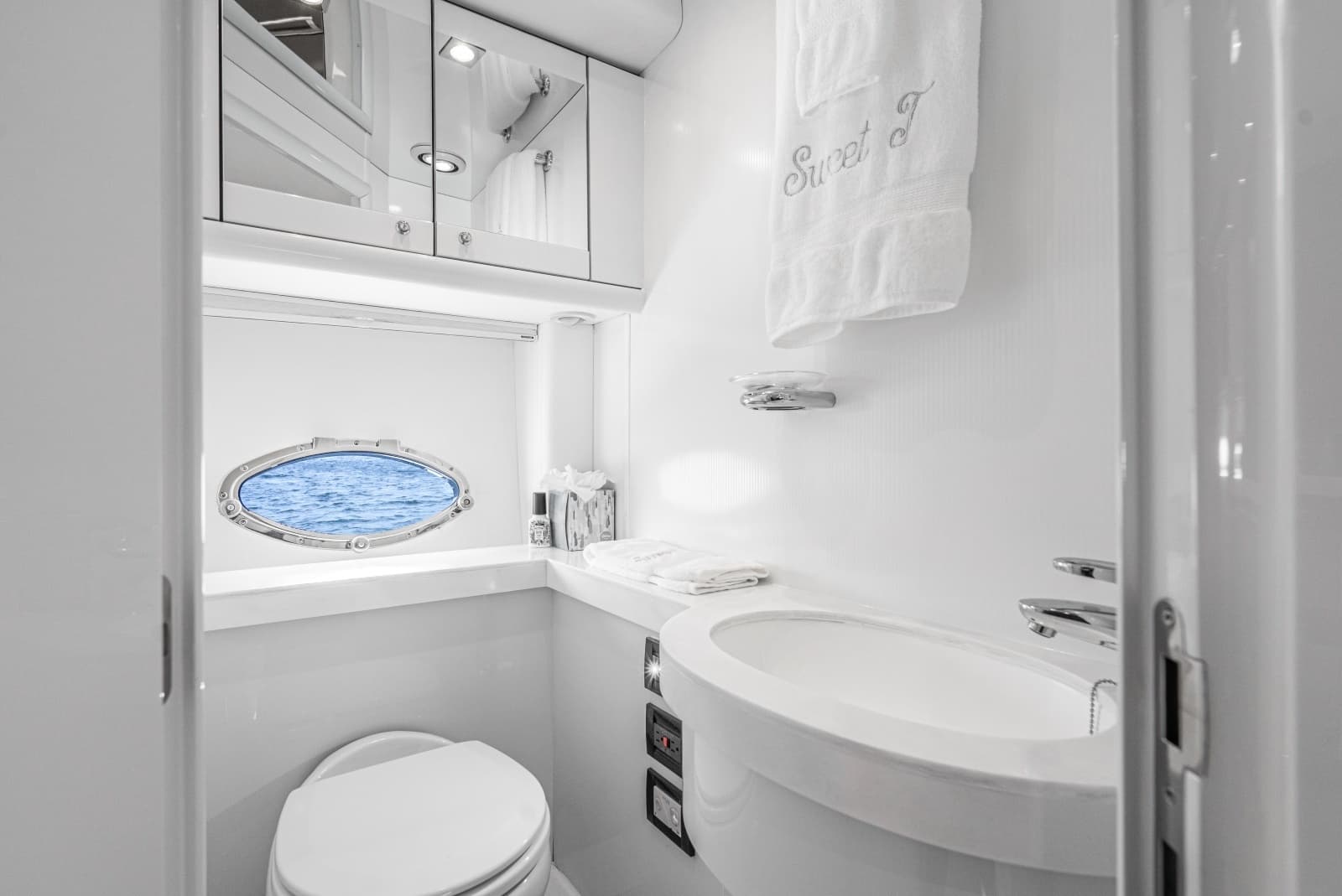 2005 Sunseeker 68 Predator