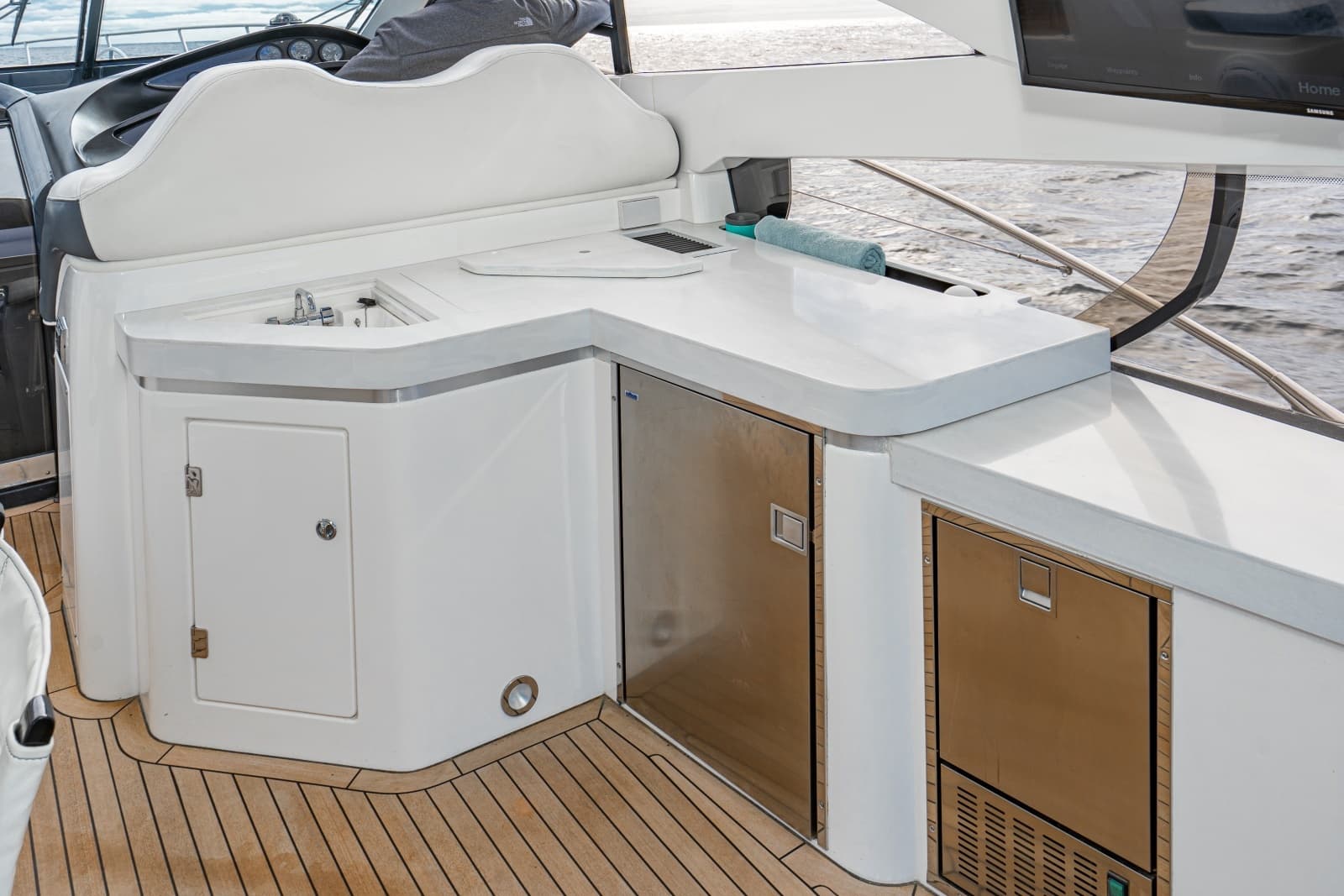 2005 Sunseeker 68 Predator