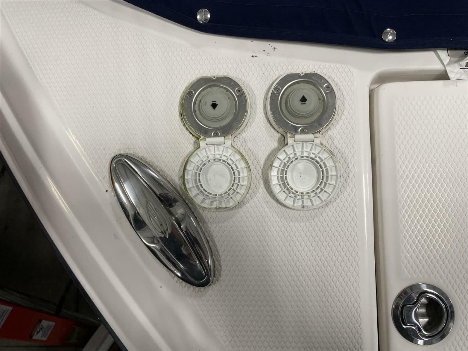 2019 Chaparral 297 SSX