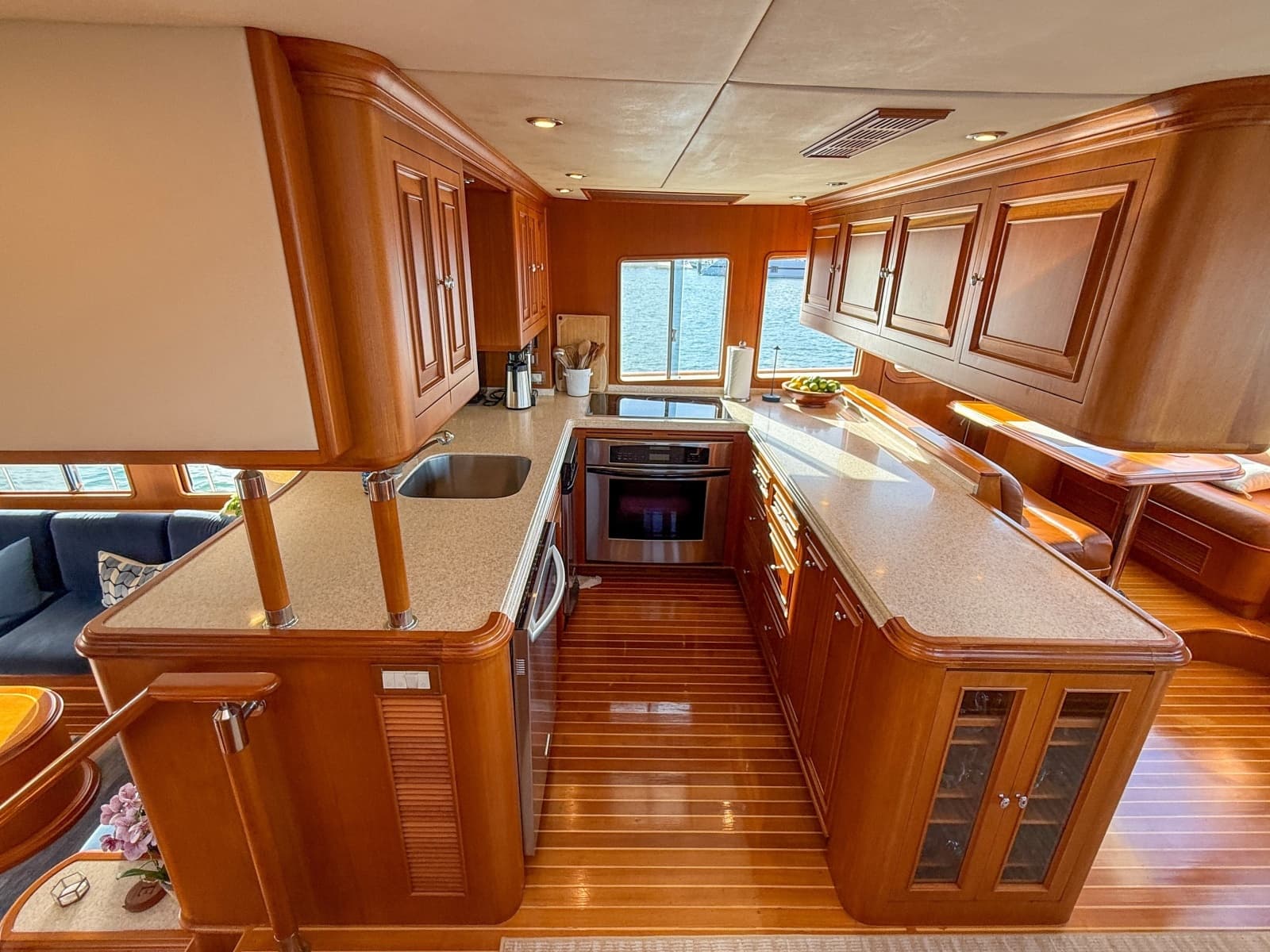 2003 Grand Banks 64 Aleutian RP