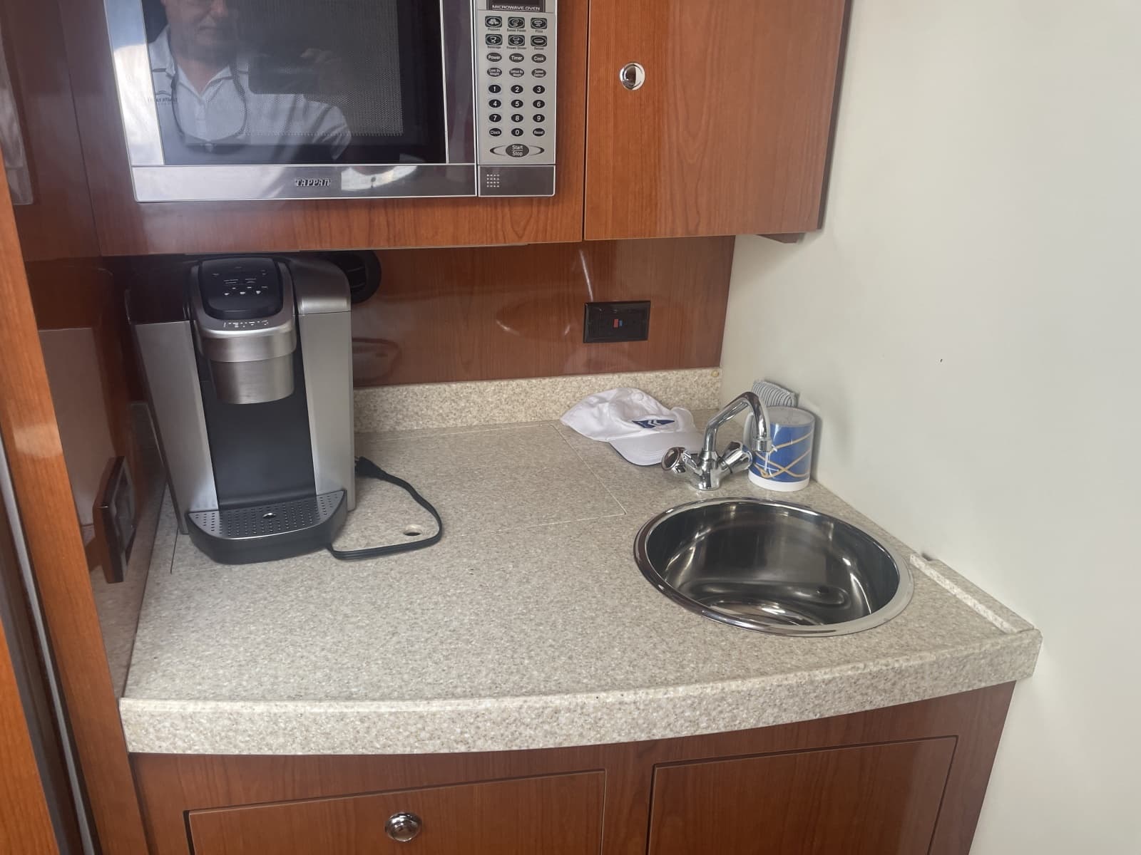 2005 Regal 3560 Express