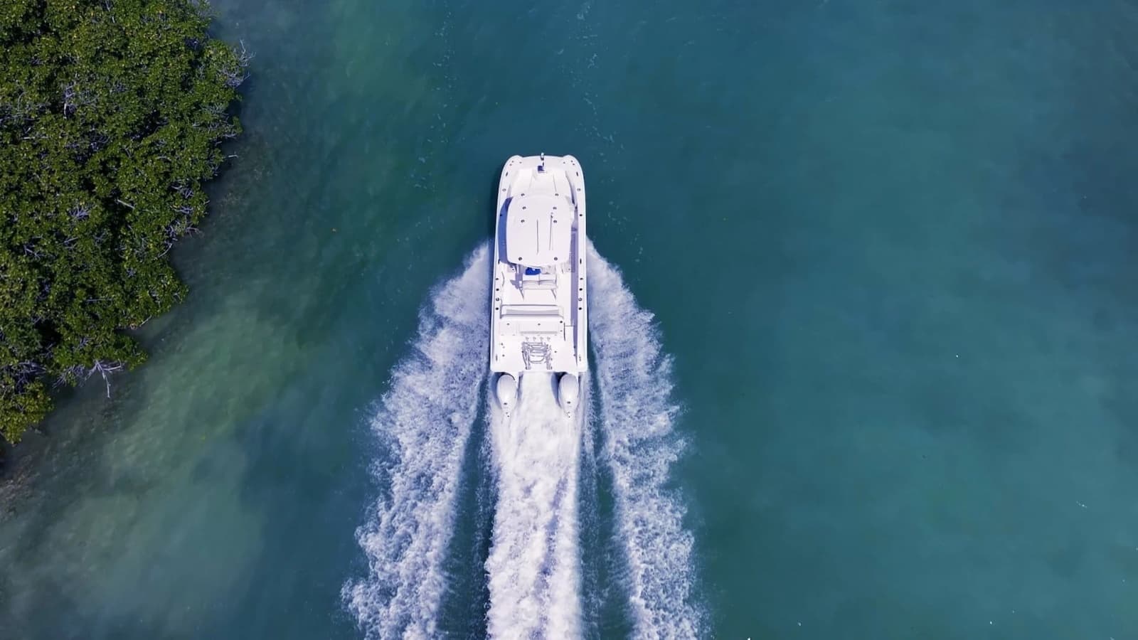 2026 Twin Vee 240 GFX2 CC