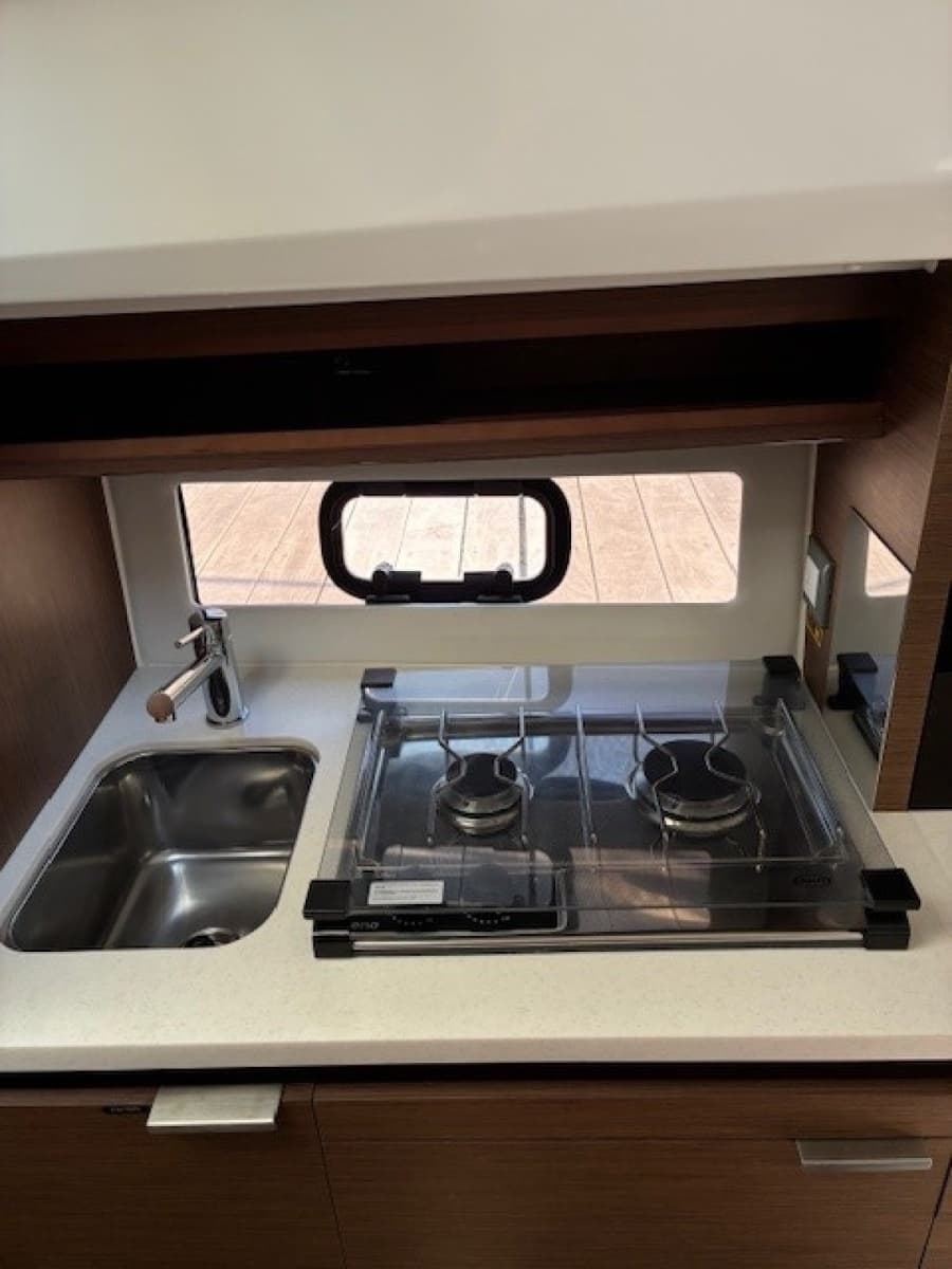 2022 Jeanneau Leader 10.5 WA 2